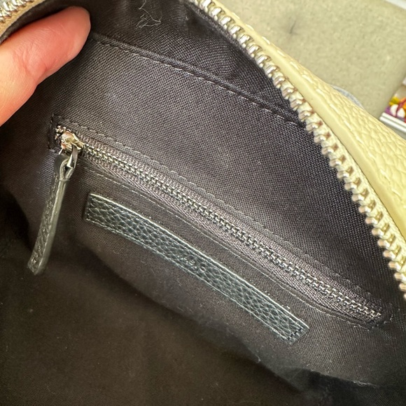 VASIC Cream Handbag - Picture 5 of 6